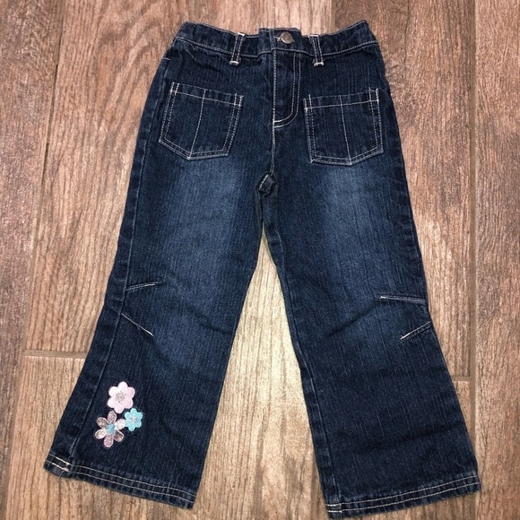 5/$10 Young Hearts size 3T jeans with flower graphics - Picture 8 of 8